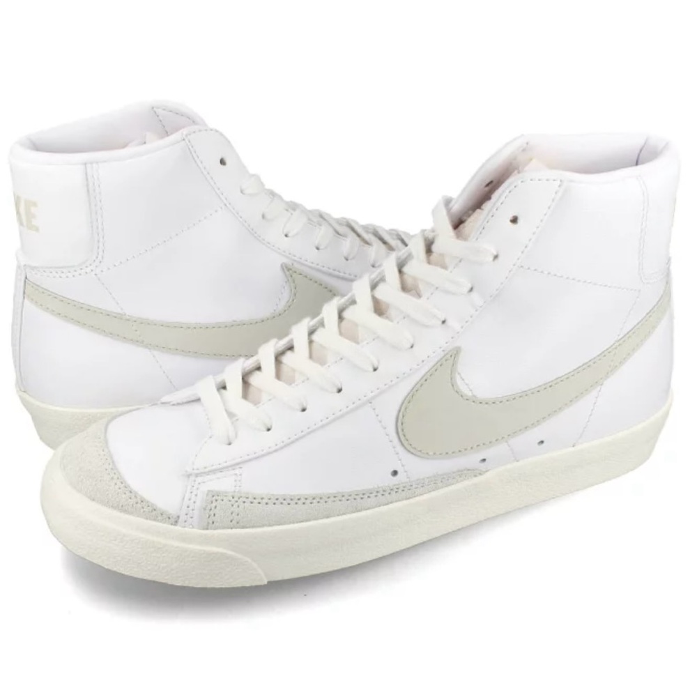 mid top nike sneakers